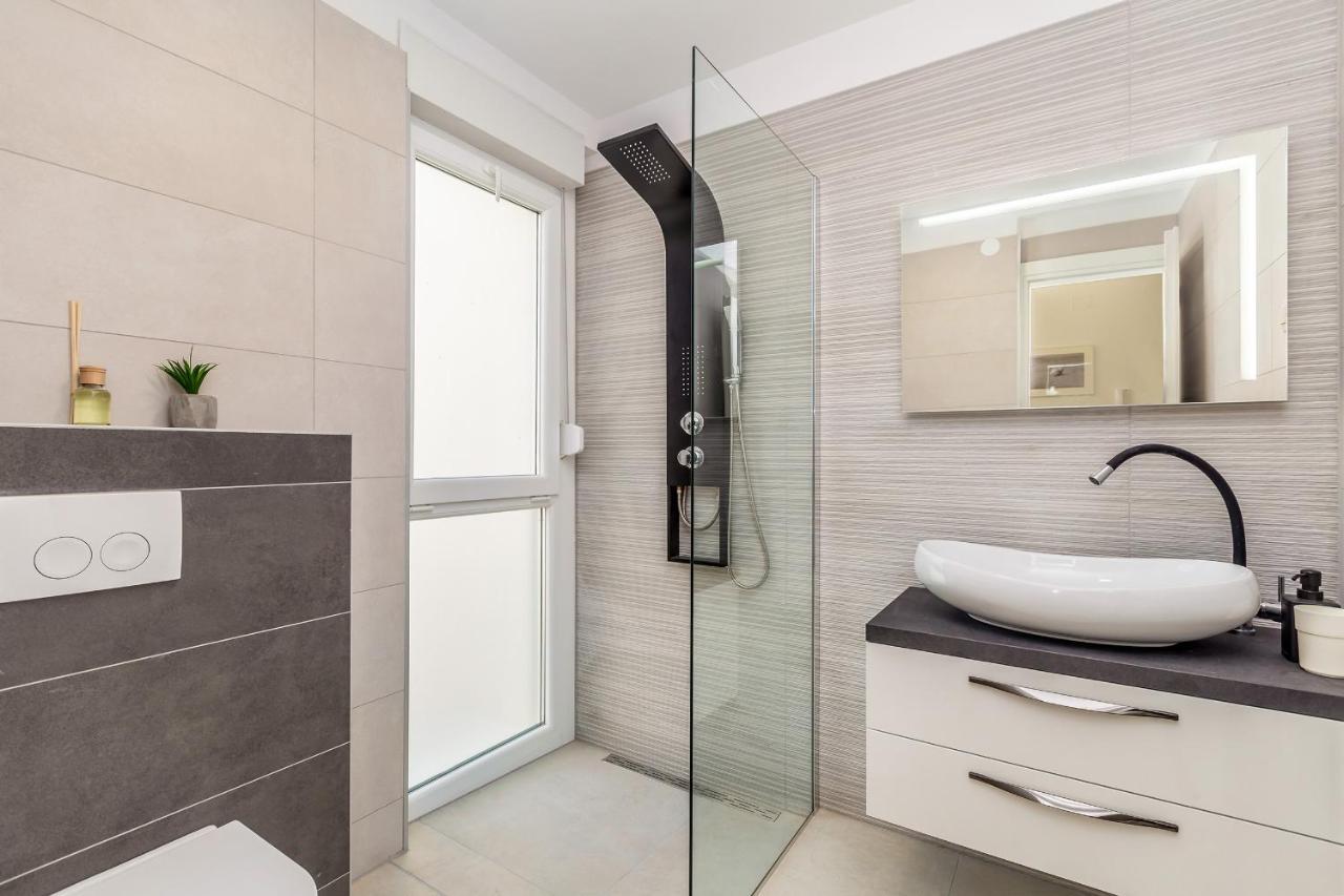 Apartments Solis Lacus Penthouse Njivice Dış mekan fotoğraf